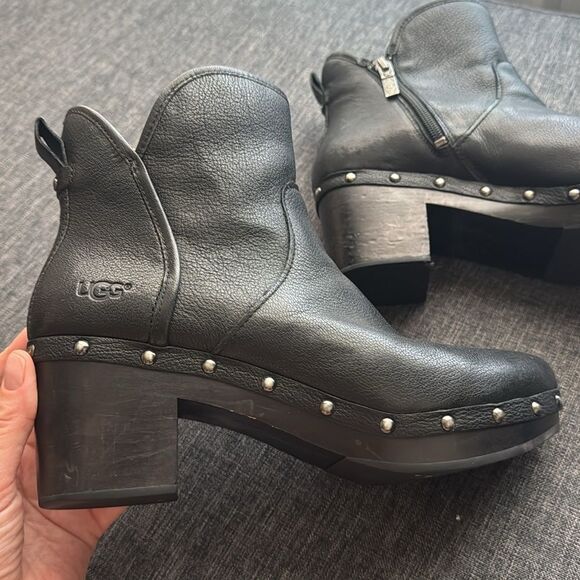 UGG Women's Cam II Leather and Sheepskin Booties Sz 10 - Picture 11 of 15
